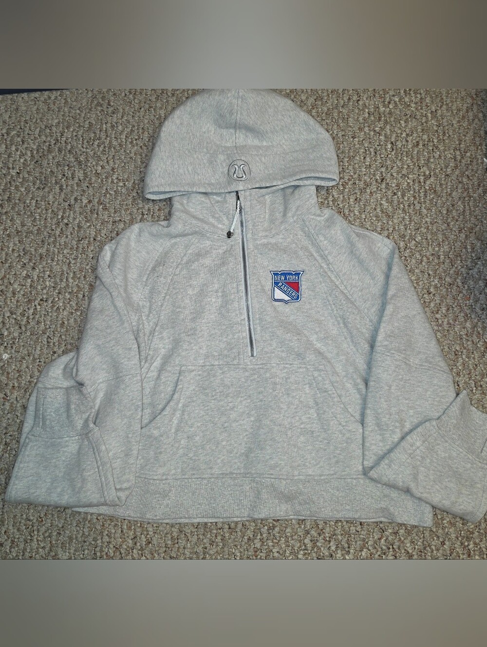 NWOT lululemon Women’s NHL New York Rangers Heather Gray Scuba Half Zip Top Size